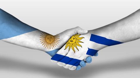 AFIP y Uruguay intercambiarán imágenes de los controles de carga